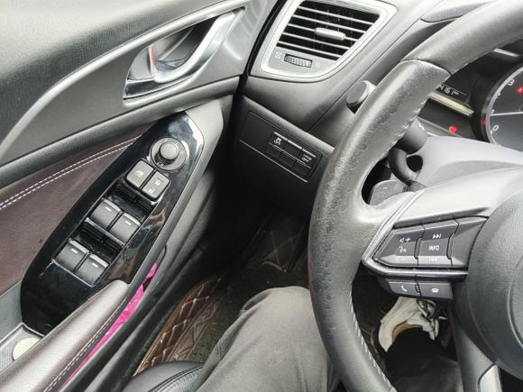 [上海·苏E] 二手马自达马自达3 昂克赛拉2017款 两厢 2.0L 自动运动型 国V