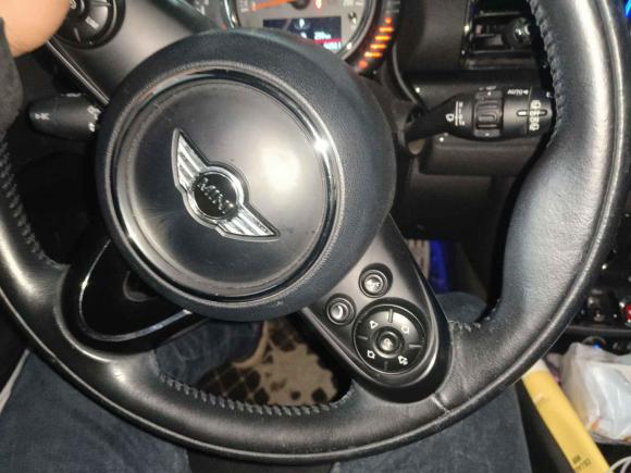 [武汉·鄂A] 二手MINIMINI CLUBMAN2016款 改款 1.5T COOPER 极客版