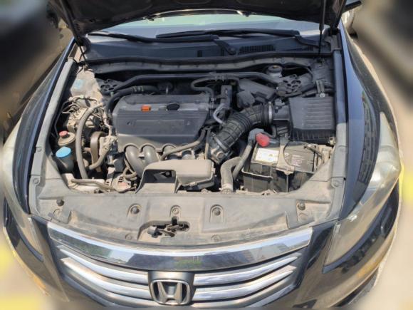 [上海·沪L] 二手本田雅阁2011款 2.4L EX