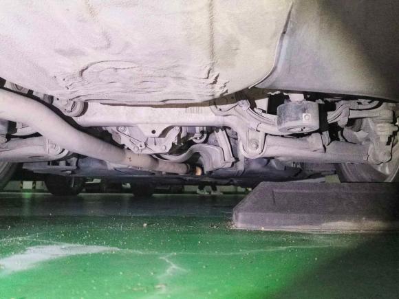 [芜湖·皖B] 二手宝马宝马5系2014款 525Li 豪华设计套装