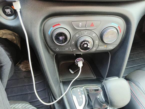 [上海·鲁G] 二手菲亚特致悦2014款 1.4T 自动运动版