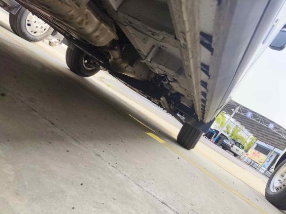 [常州·苏D] 二手上汽大通MAXUS新途V702023款 2.0T 精英版 手动短轴低顶 5/6座（125Ps）