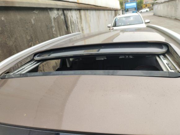 [上海·皖A] 二手一汽森雅R72016款 1.6L 自动尊贵型