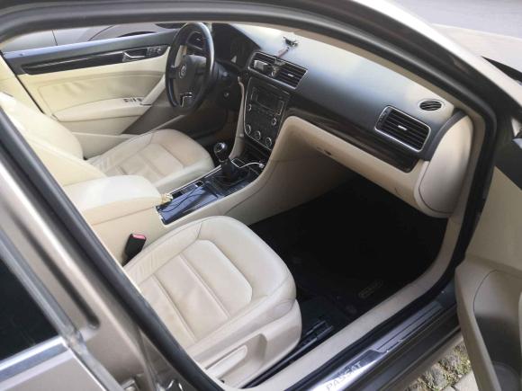 [合肥·皖A] 二手大众帕萨特2011款 1.4TSI 手动尊荣版