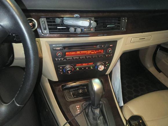 [上海·沪A] 二手宝马宝马3系2012款 320i 时尚型