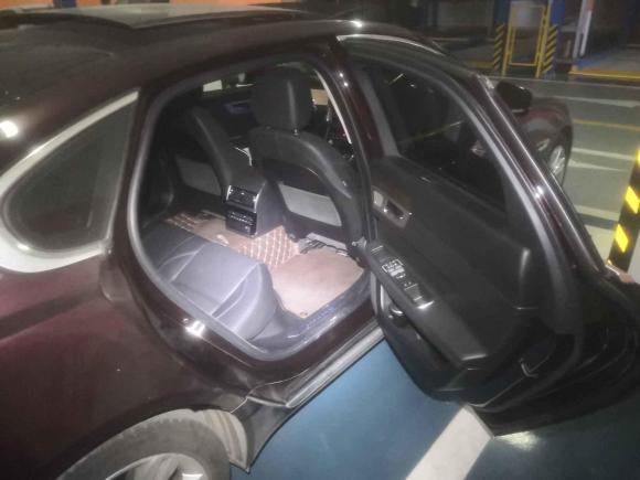 [南京·苏A] 二手捷豹捷豹XFL2018款 XFL 2.0T 250PS 豪华版