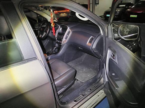 [上海·沪B] 二手江铃驭胜S3502013款 2.4T 自动两驱柴油豪华版5座