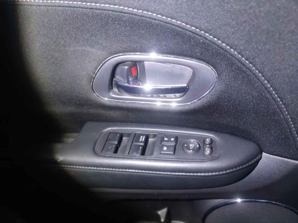 [深圳·粤B] 二手本田缤智2015款 1.8L CVT两驱豪华型