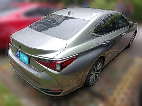 [上海·沪A] 二手雷克萨斯雷克萨斯ES2018款 200 卓越版 国V