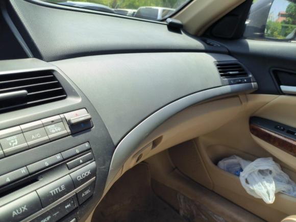 [上海·沪L] 二手本田雅阁2011款 2.4L EX