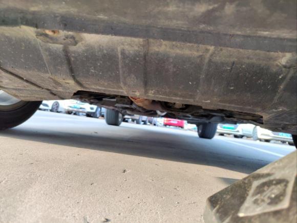 [上海·鄂S] 二手长安长安CS152016款 1.5L 手动豪华版