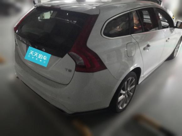 [嘉兴·浙F] 二手沃尔沃沃尔沃V602015款 T5 智逸版