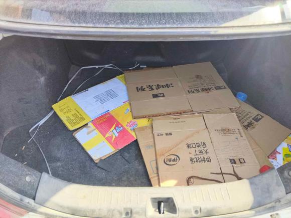 [青岛·鲁B] 二手比亚迪速锐2016款 1.5L 手动精英型