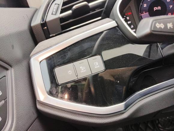 [金华·浙G] 二手奥迪奥迪Q32021款 35 TFSI 时尚动感型