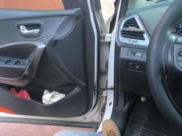 [青岛·鲁B] 二手现代胜达2013款 2.4L 自动两驱智能型