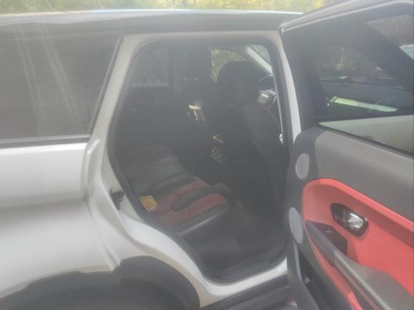 [台州·浙J] 二手路虎揽胜极光2013款 2.0T 5门耀动版