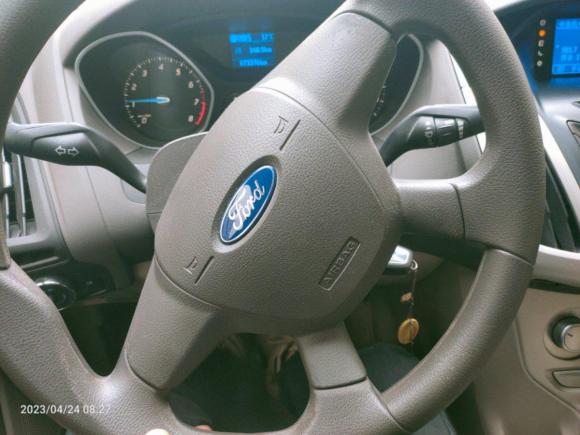 [上海·沪C] 二手福特福克斯2012款 三厢 1.6L 自动舒适型