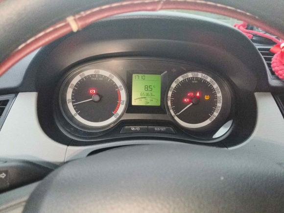 [常州·苏D] 二手斯柯达晶锐2017款 1.4L 手动车享版