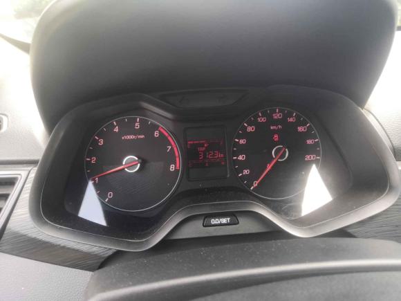 [佛山·湘N] 二手宝骏宝骏3102016款 1.2L 手动舒适型