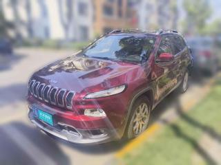 Jeep自由光2017款 2.0L 优越版