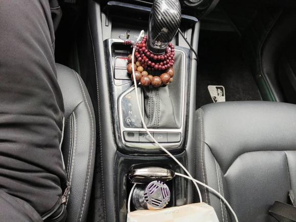 [成都·川A] 二手荣威荣威RX32018款 1.6L CVT旗舰版