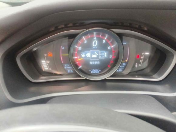 [宁波·浙B] 二手沃尔沃沃尔沃V402013款 2.0T 智雅版