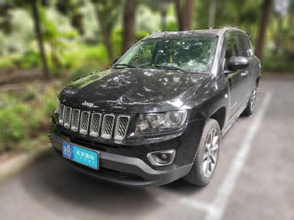 Jeep指南者2014款 改款 2.0L 两驱精英版「上海二手车」「天天拍车」