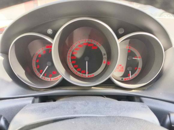 [苏州·苏E] 二手马自达马自达32010款 2.0L 手动经典运动型