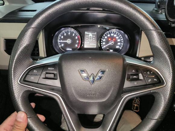 [苏州·苏U] 二手五菱汽车五菱宏光PLUS2019款 1.5T 手动豪华型 7座