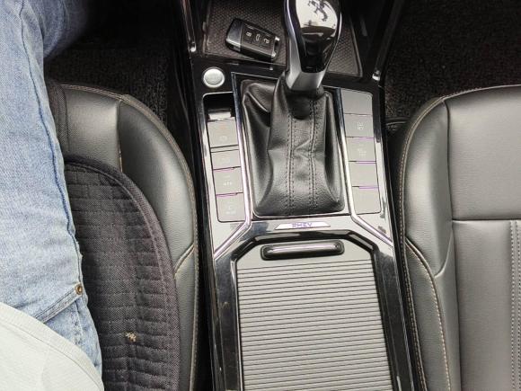 [上海·沪A] 二手大众帕萨特新能源2020款 430PHEV 混动精英版 国VI