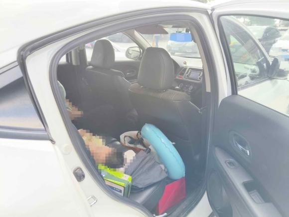 [深圳·粤S] 二手本田缤智2015款 1.8L 手动两驱精英型