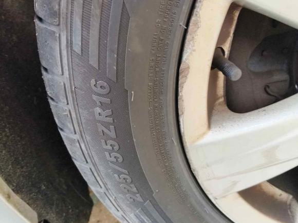 [青岛·黑E] 二手奥迪奥迪A4L2011款 2.0 TFSI 舒适型