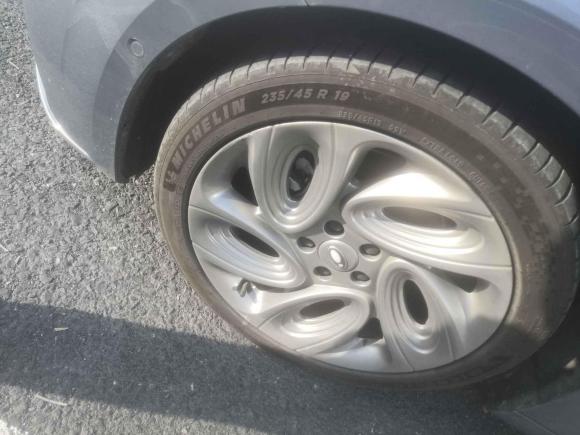 [杭州·浙A] 二手欧拉欧拉闪电猫2022款 555km 尊贵版