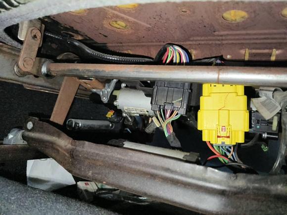 [深圳·粤B] 二手克莱斯勒克莱斯勒300C2013款 3.6L S锋尚版