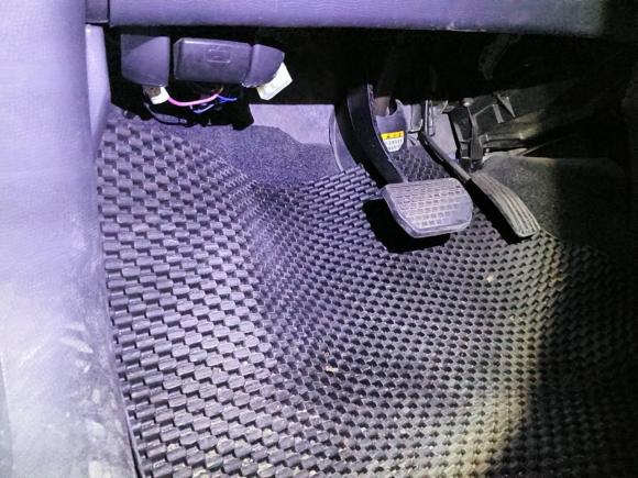 [宁波·浙B] 二手铃木雨燕2011款 1.5L 自动时尚版