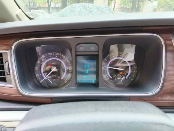 [南昌·赣A] 二手别克别克GL82017款 25S 豪华型 国V