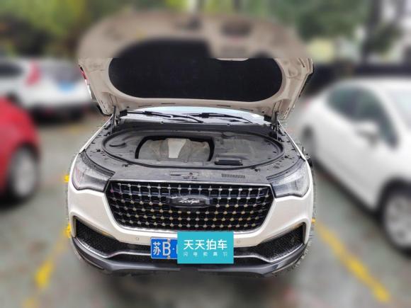 [无锡·苏B] 二手众泰众泰T7002017款 1.8T 双离合尊享型