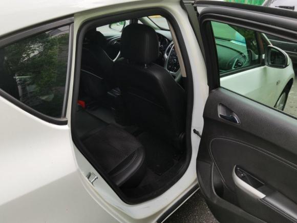 [上海·沪M] 二手别克英朗2012款 XT 1.6T 时尚运动版