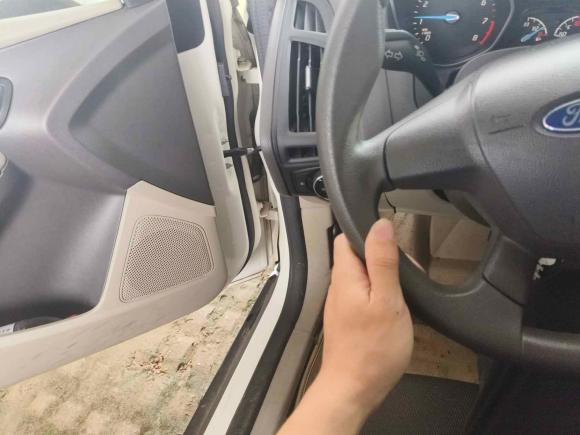 [南昌·赣M] 二手福特福克斯2012款 三厢 1.6L 自动舒适型