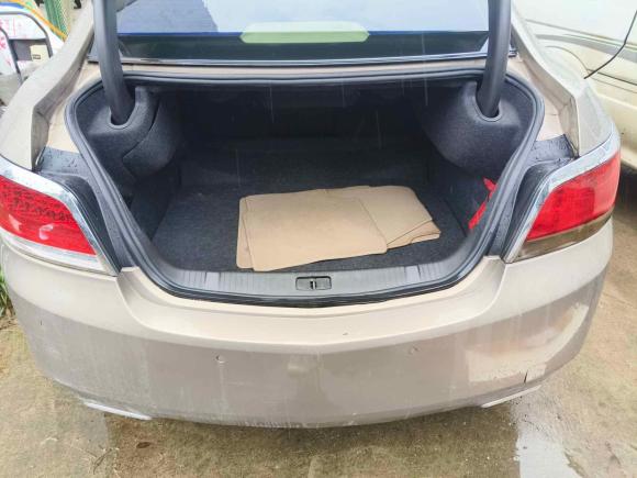 [南昌·赣A] 二手别克君越2012款 2.4L SIDI豪华版