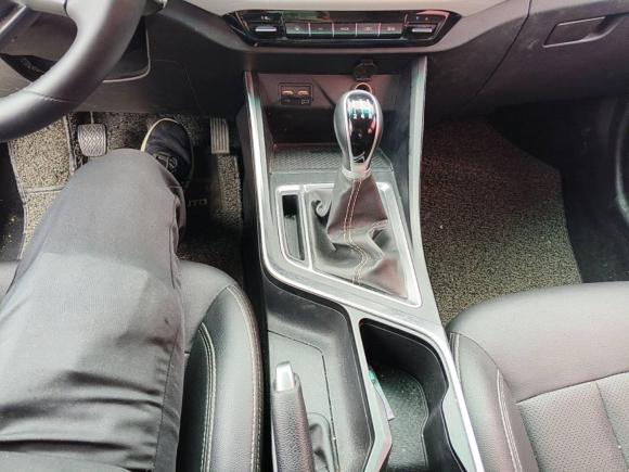 [青岛·鲁U] 二手吉利汽车远景X32019款 升级版 1.5L 手动精英型