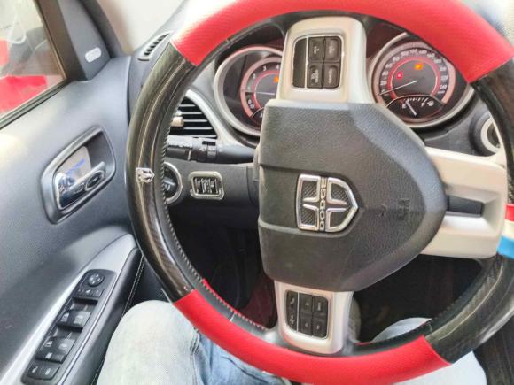 [南昌·赣B] 二手道奇酷威2013款 2.4L 两驱尊尚版