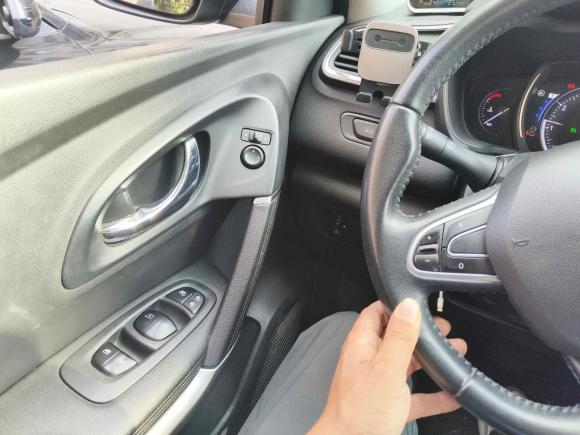 [苏州·苏E] 二手雷诺科雷嘉2016款 2.0L 两驱豪华版