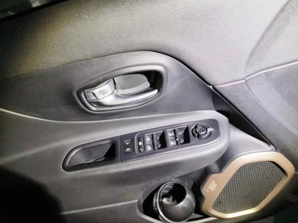 [苏州·苏J] 二手Jeep自由侠2017款 180TS 自动四驱全能版