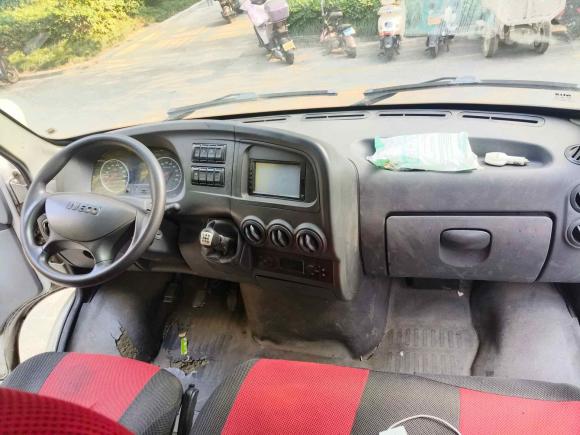 [杭州·浙A] 二手依维柯依维柯褒迪2013款 2.5T-V39 箱货高顶