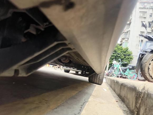 [广州·粤A] 二手路虎揽胜运动版2016款 3.0 SC V6 HSE DYNAMIC