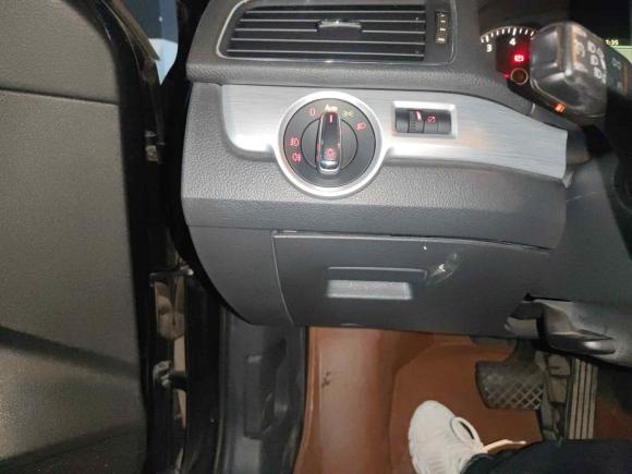 [无锡·苏B] 二手大众帕萨特2014款 1.8TSI DSG御尊版