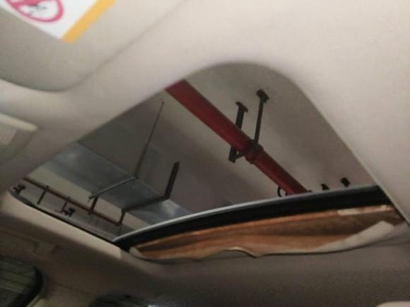 [上海·沪A] 二手凯迪拉克SLS赛威2011款 2.0T 豪华型