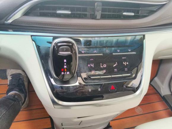 [无锡·苏B] 二手别克别克GL82021款 陆上公务舱 652T 豪华型