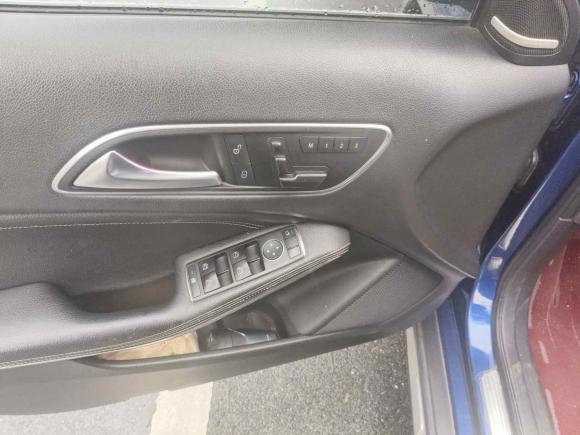 [深圳·贵F] 二手奔驰奔驰GLA2016款 GLA 200 动感型